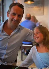 Image of Anders and daughter